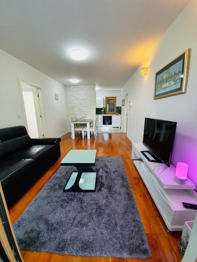 Larita Apartma